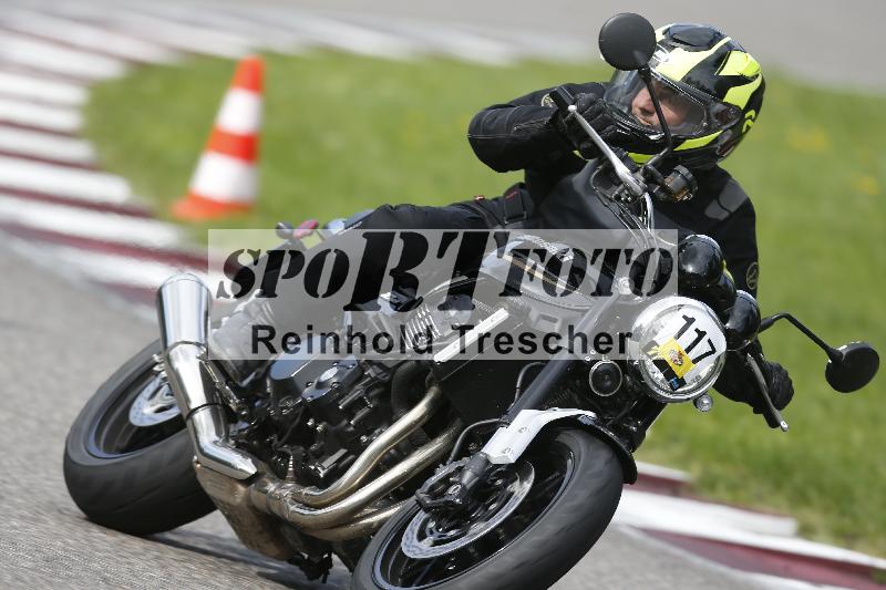 /Archiv-2025/53 16.09.2025 Track Day Domi Aegerter ADR/Gruppe gelb/117